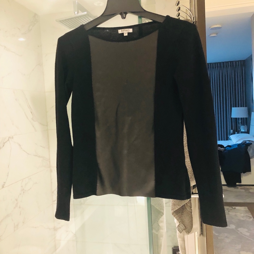 Sweter